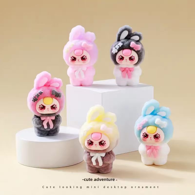 Hot Genuine Mini Figures Deskt - مراجعة Car Accessories Oman وسعره