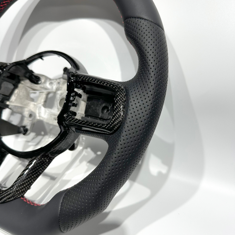 Black Carbon Fiber Trim Cover  - مراجعة Steering Wheel Cover وسعره