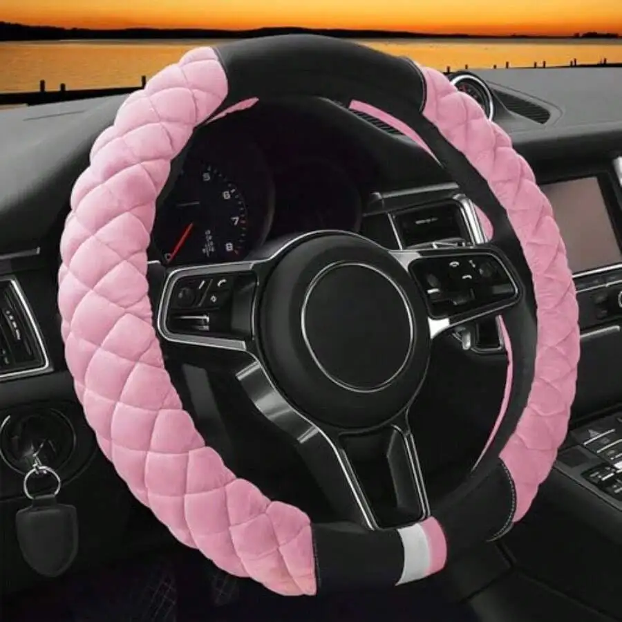 Plush Diamond-Patterned Steeri - مراجعة Steering Wheel Cover وسعره